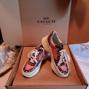 *Pristine*Original Packaging* Floral Coach Runners
